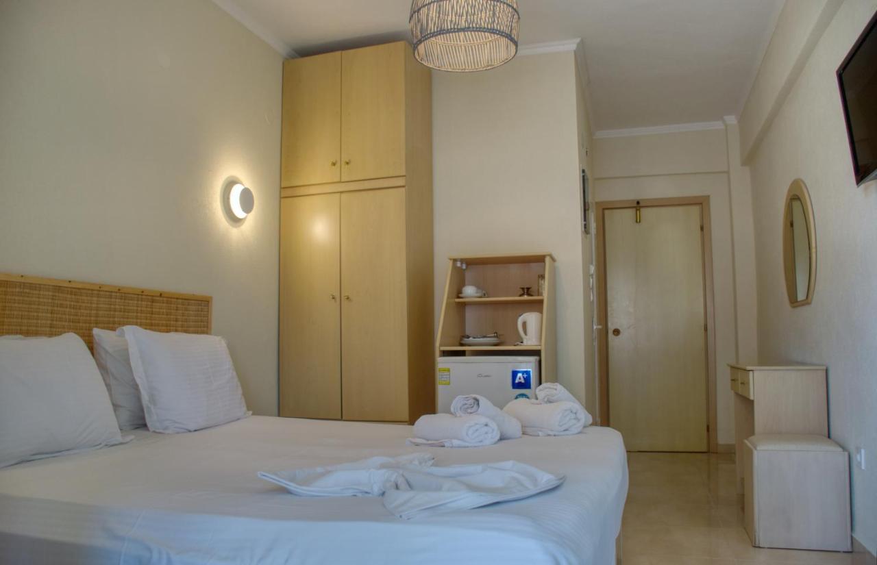 Hotel Viky Sarti Esterno foto